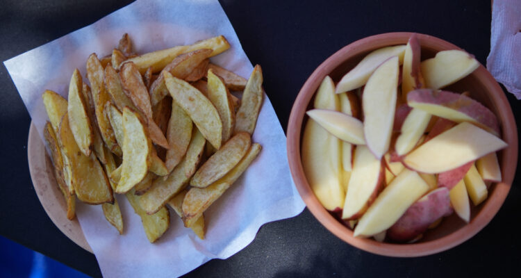 Nacimiento celebró primera feria gastronómica dedicada a la papa frita: sería la cuna de este platillo