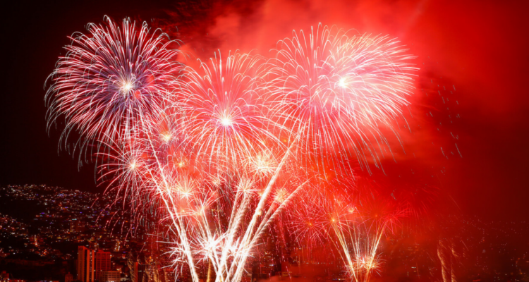 Viña del Mar y Punta Arenas: la programación de los únicos shows de fuegos artificiales este Año Nuevo