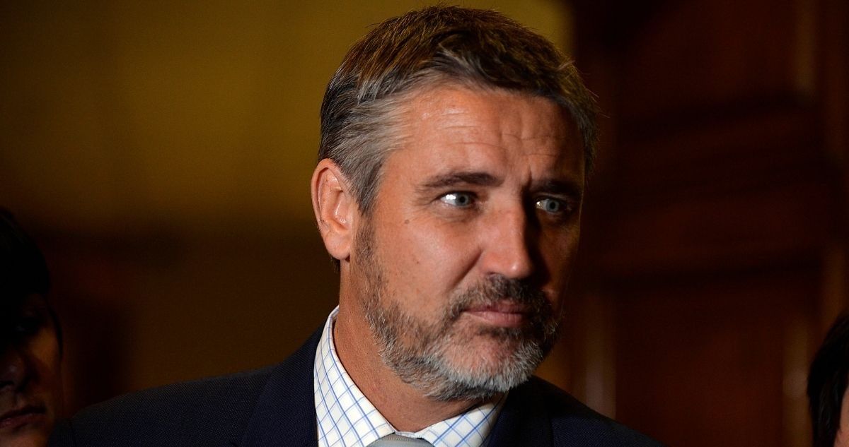Revelan que Fulvio Rossi buscaría volver al Senado con cupo del PS y en representación de Tarapacá