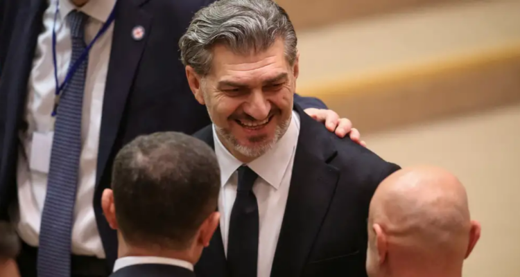 Georgia elige como presidente al prorruso y exfutbolista Mijail Kavelashvili