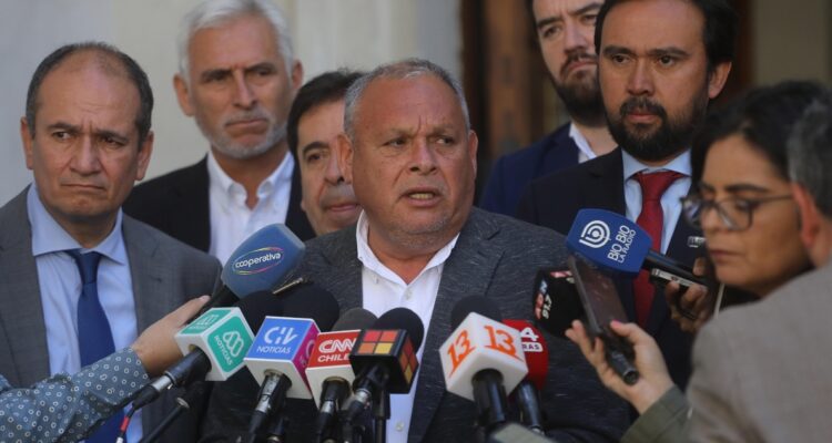 Gobernador Mundaca por recursos retenidos de la Dipres