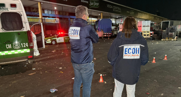 Investigan el hallazgo de dos cuerpos en Recoleta: uno fue baleado y el otro herido con arma blanca