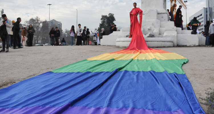 Reportan que más de 10 mil chilenos han cambiado su nombre y sexo legal en los últimos 5 años