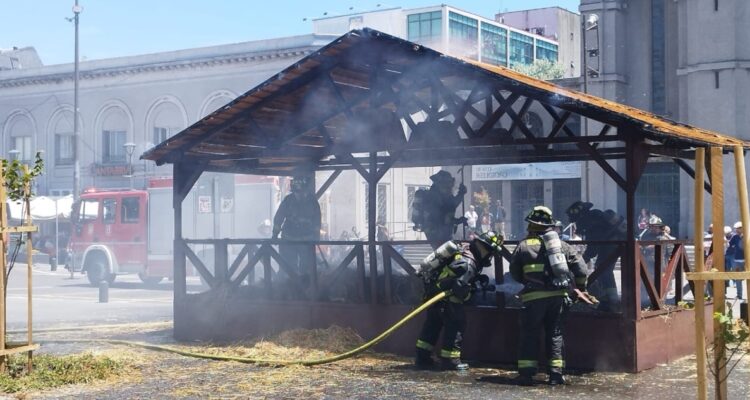 Incendio en pesebre navideño de Concepción
