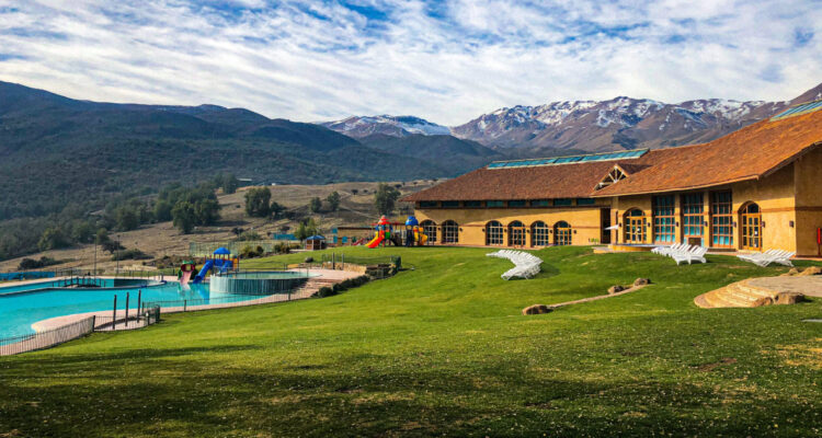 $23 mil millones en deuda: banco pide la quiebra de inmobiliaria dueña de la Hacienda Santa Martina