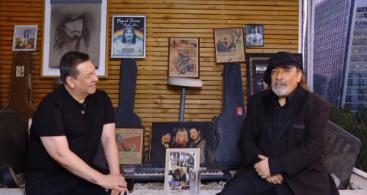 Julio César Rodríguez junto a Miguel Negro Piñera en referencia a entrevista para Primer Plano