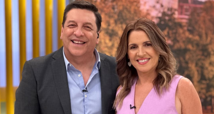 Julio César Rodriguez se despide de Monserrat Álvarez