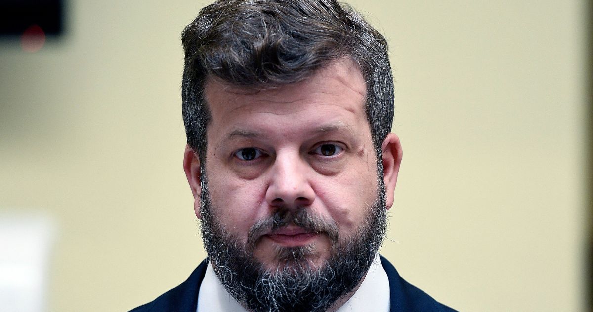 “¿Por qué nunca terminó una carrera?”: la pregunta que incomodó a diputado Kaiser en entrevista