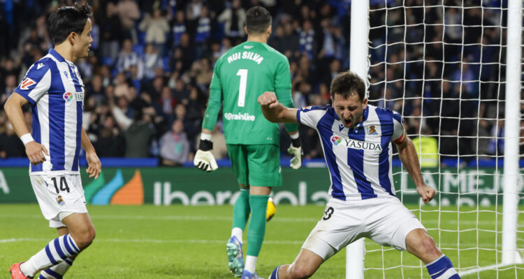 Real Betis cayó ante Real Sociedad por La Liga española.