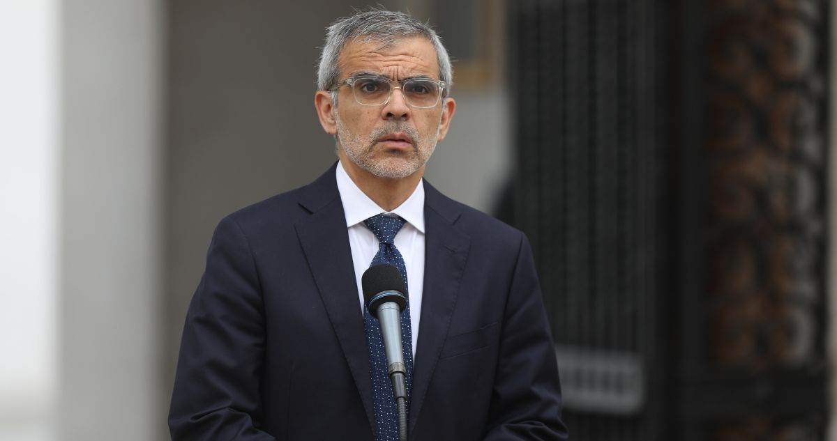 Gobierno presenta aplicación para fiscalizar a migrantes y descarta nuevos empadronamientos