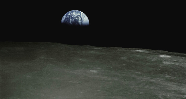 La NASA prepara misión espacial para estudiar el extraño polvo pegajoso de la Luna