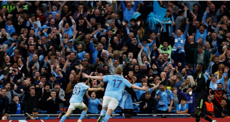 Manchester City comunica el fallecimiento de un hincha en la derrota ante United.