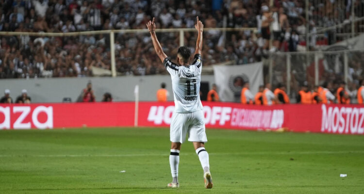 matias-godoy-y-su-gol-para-central-cordoba-ante-velez-en-final-de-copa-argentina