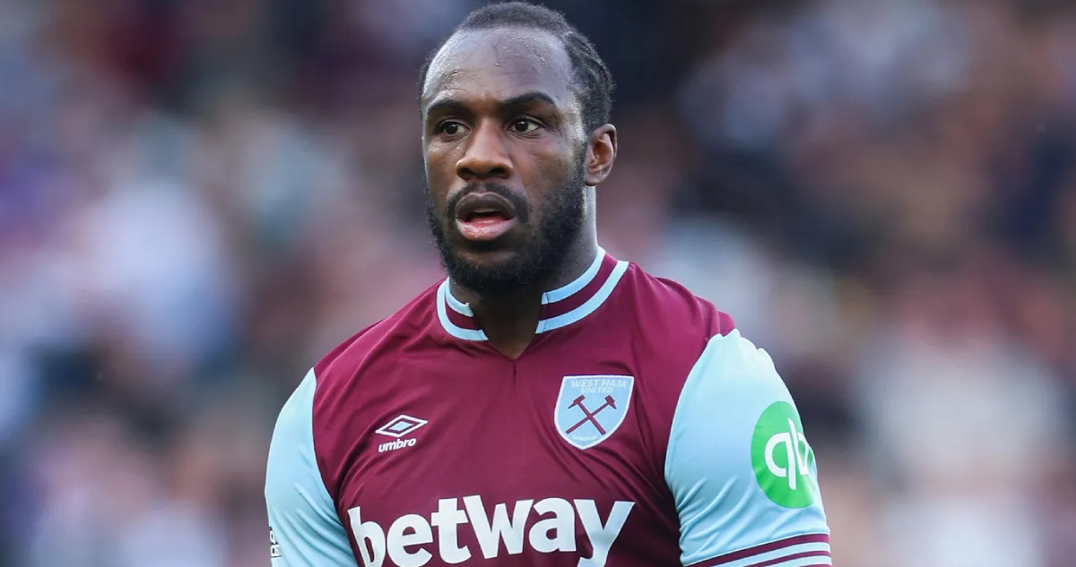 Michail Antonio jugando para el West Ham