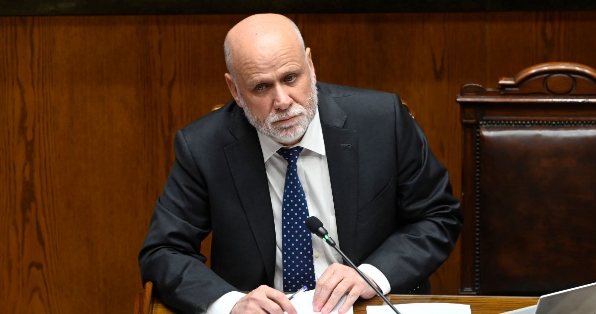 Elizalde dice que compromiso por aborto libre “sigue vigente” y pide un debate “con altura de miras”
