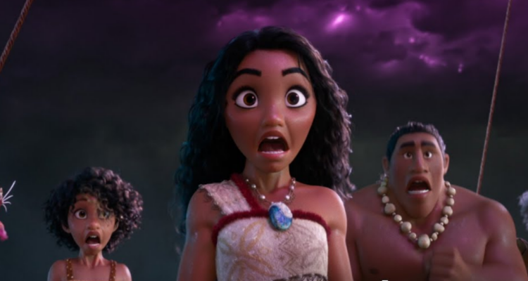 Captura del tráiler de la película Moana 2 en referencia a récord en taquilla