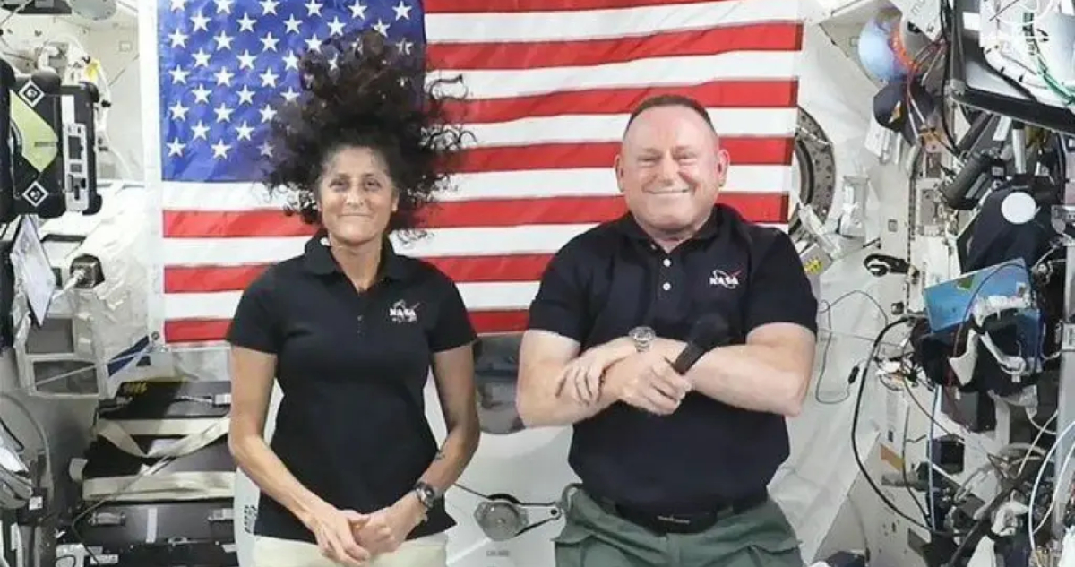 Barry Wilmore y Sunita Williams, astronautas varados de la NASA