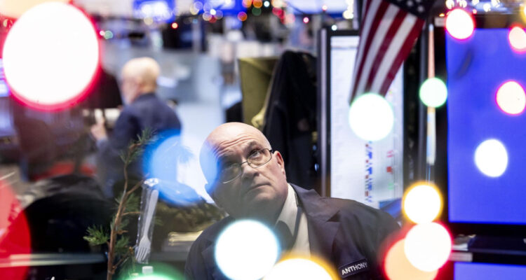 Mal día en Wall Street: Dow Jones anota su mayor racha negativa desde 1974 por perspectivas de la Fed