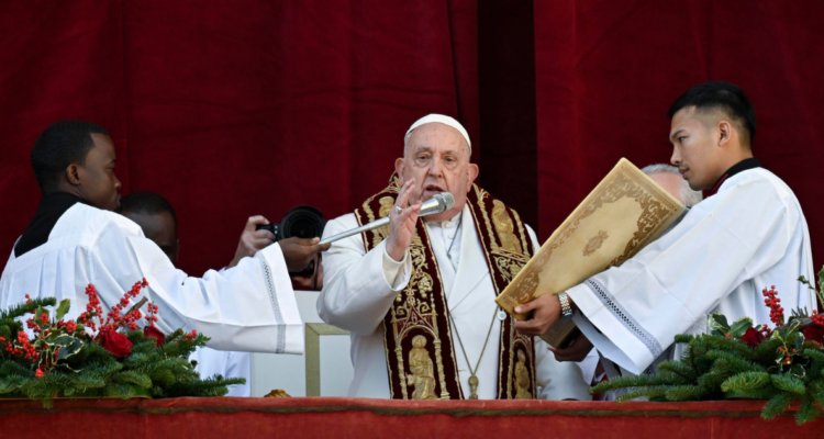 Papa Francisco hace llamado a 