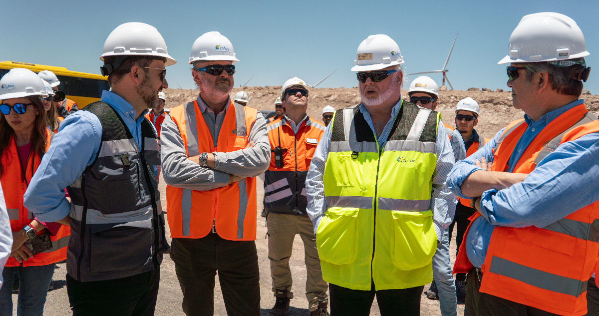Gobierno destaca parque eólico de Colbún: producirá energía equivalente al consumo de 715 mil hogares