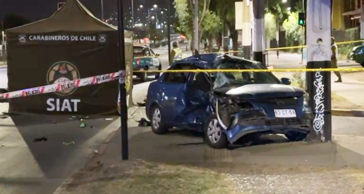 Funcionario PDI muere tras colisionar su moto con un auto en Peñalolén