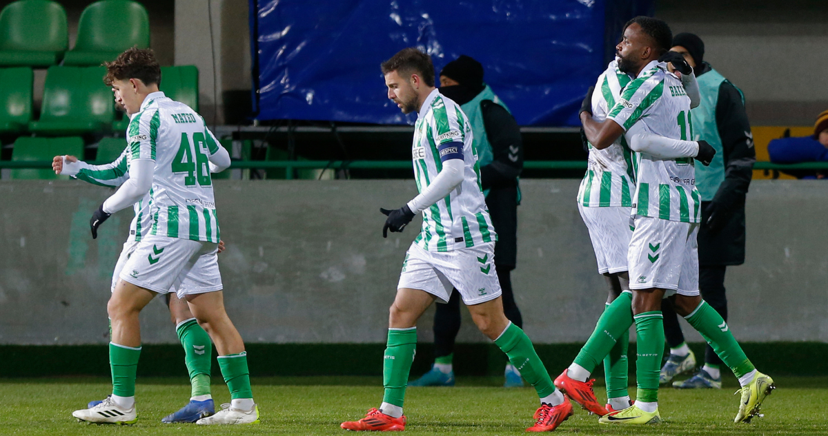 Real Betis consiguió una sufrida victoria en la Conference League en Moldavia.