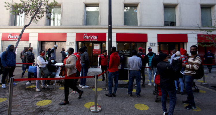 Actualizan monto gastado por Fisco en el bono para los que quedaron con $0 en la AFP tras los retiros