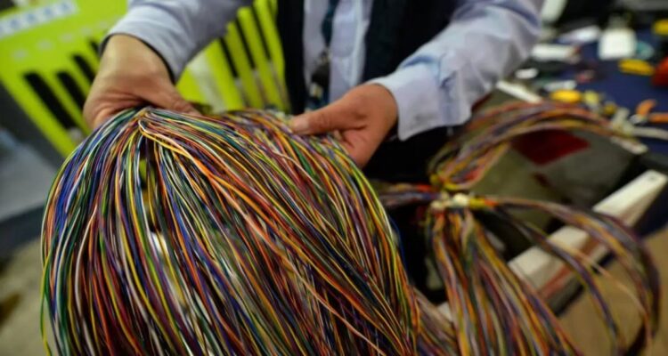 La primera a nivel nacional: conforman mesa de trabajo para prevenir robo de cables en La Araucanía