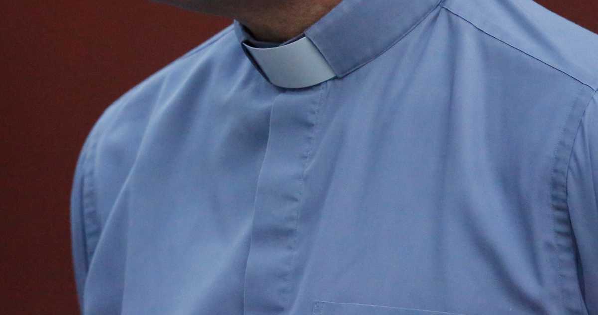 sacerdote expulsado abuso sexual