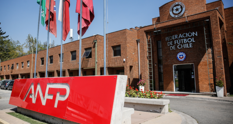 Avanza en el Senado reforma a ley de SADP: plantea fin a la multipropiedad y separa Federación de ANFP