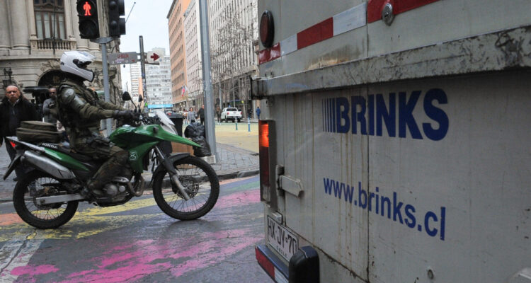 Investigan intento de secuestro de hijos de carabinero que detuvo a imputados del robo a Brinks