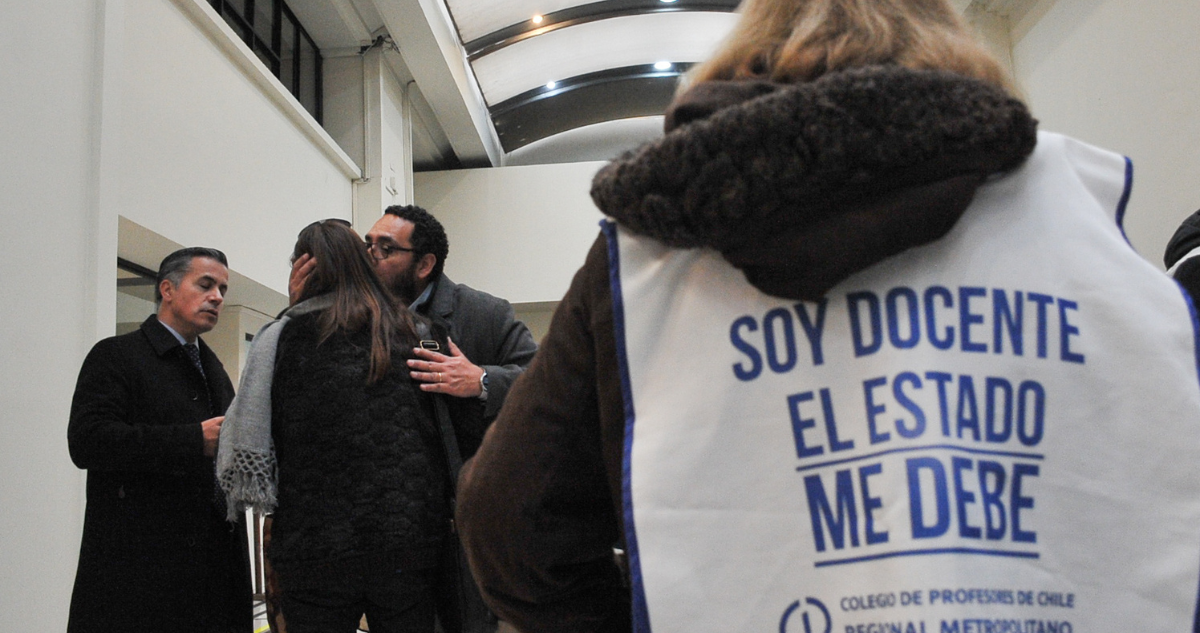Gobierno ingresa proyecto de ley que busca reparar la deuda histórica de profesores