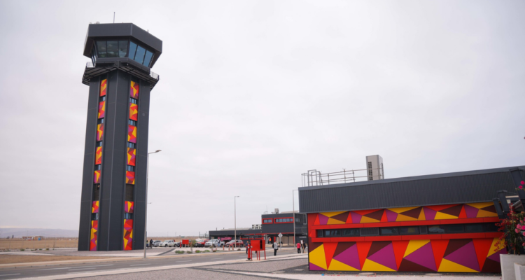 Dan inicio operacional a nuevo terminal de pasajeros en Aeropuerto Chacalluta de Arica