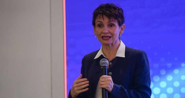 Ministra Tohá entrega detalles de nuevo acuerdo por reajuste salarial de Carabineros y PDI