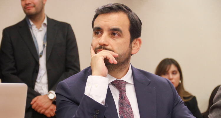 Gajardo por crimen organizado: “Las bandas que operan en Chile también lo hace en Ecuador y Colombia”