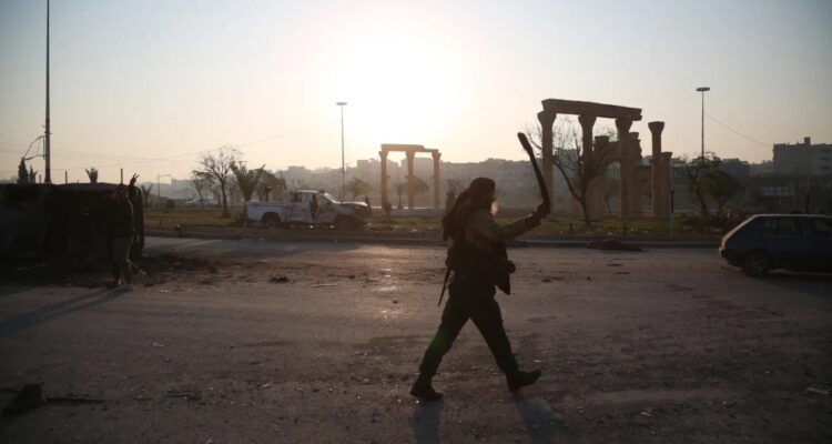 Rebeldes sirios declaran libre a Damasco y aseguran que presidente abandonó el país