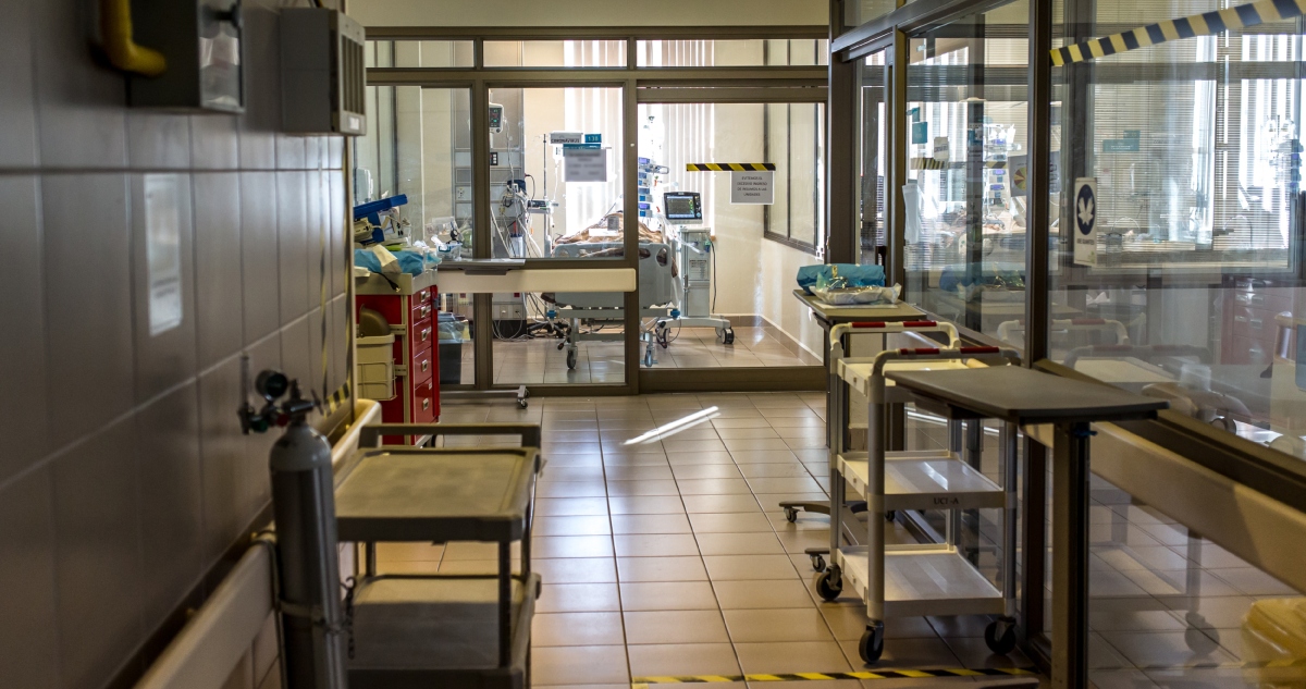 Sumario administrativo a subdirector médico del Hospital de Osorno que priorizó operación de su hermana
