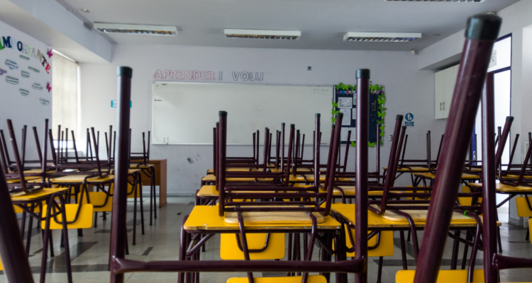 Superintendencia de Educación indaga en violenta pelea entre alumnas del Colegio Emprender de Osorno