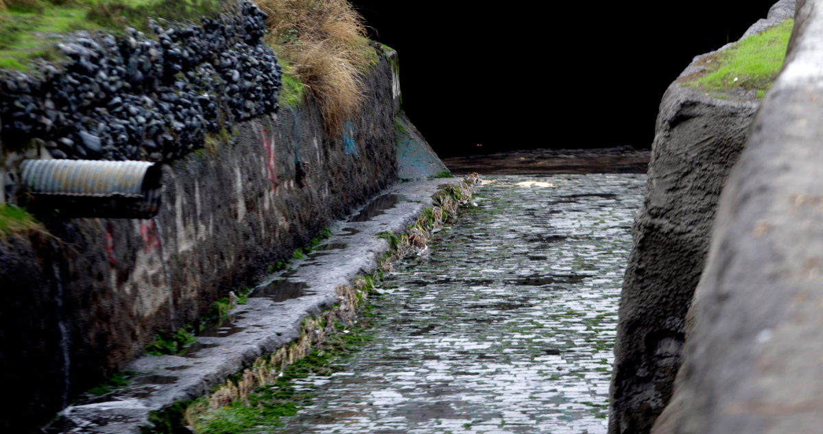 Estero contaminación Puerto Montt