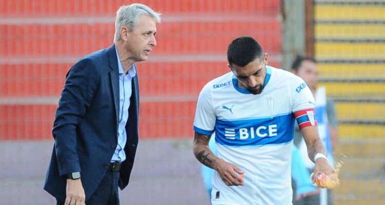 Tiago Nunes Católica