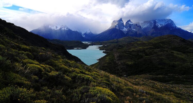 Expulsan a turista francés de Parque Nacional Torres del Paine por pernoctar en lugar no habilitado