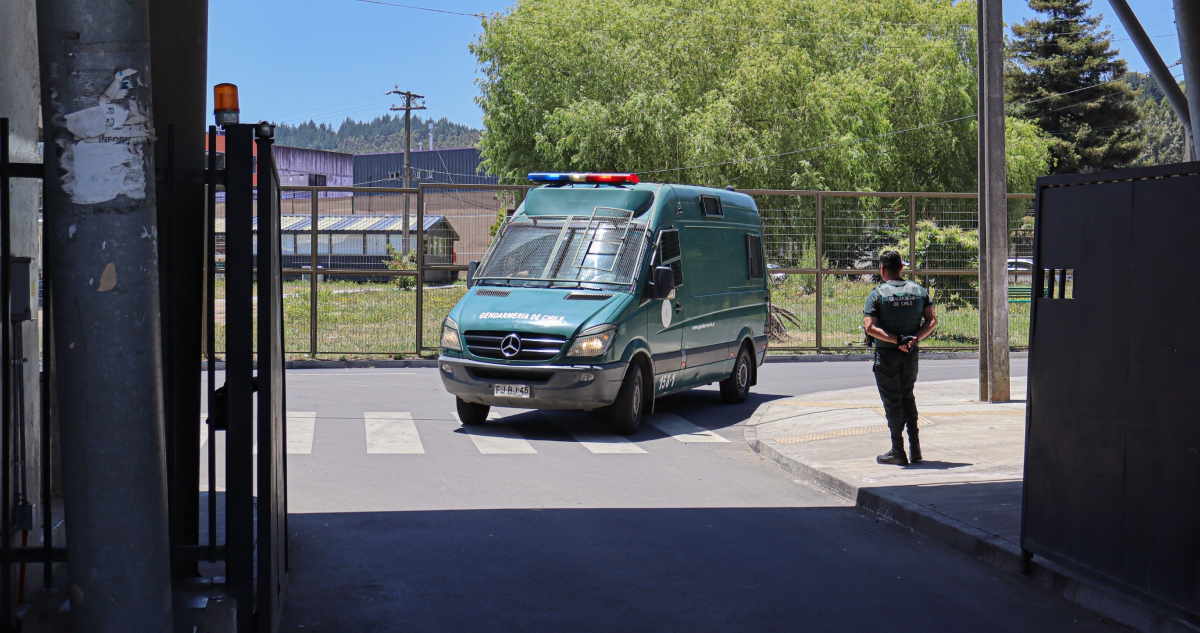 Traslado de cuerpo decapitado en cárcel de Concepción