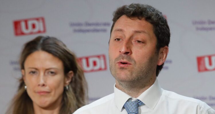 Con dardo a Republicanos: UDI pide dejar individualismo y que toda la oposición participe en primarias