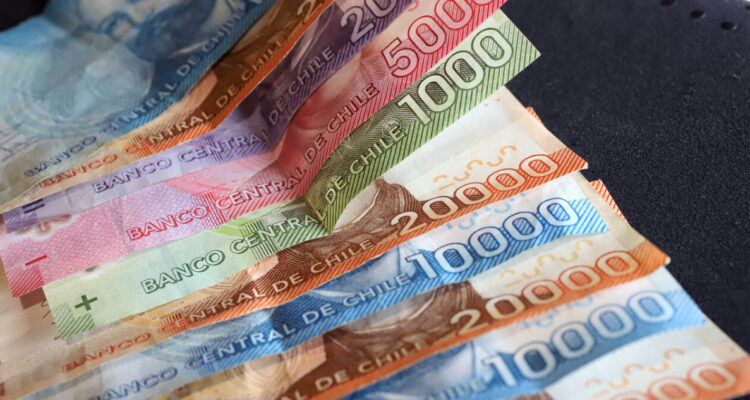 Conoce cuánto cambiará la UF tras el IPC de noviembre: la inflación fue de 0,2%