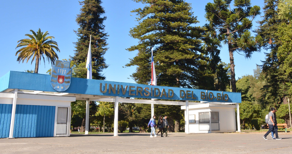 Frontis de la UBB por posible movilización de funcionarios