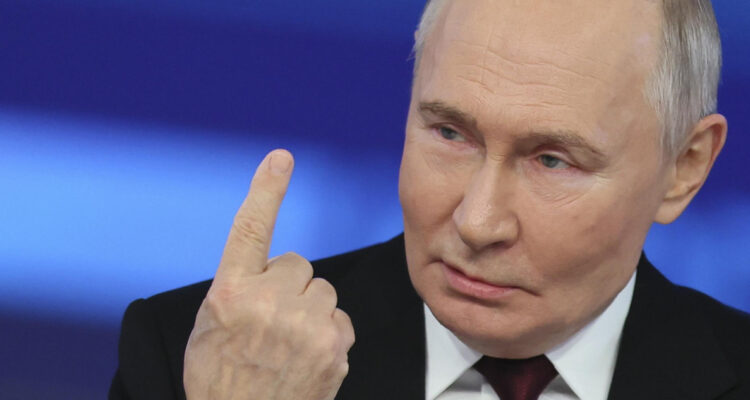 Economía rusa en 25 años del “Zar” Putin: de crisis heredada a bonanza y, ahora, economía de guerra