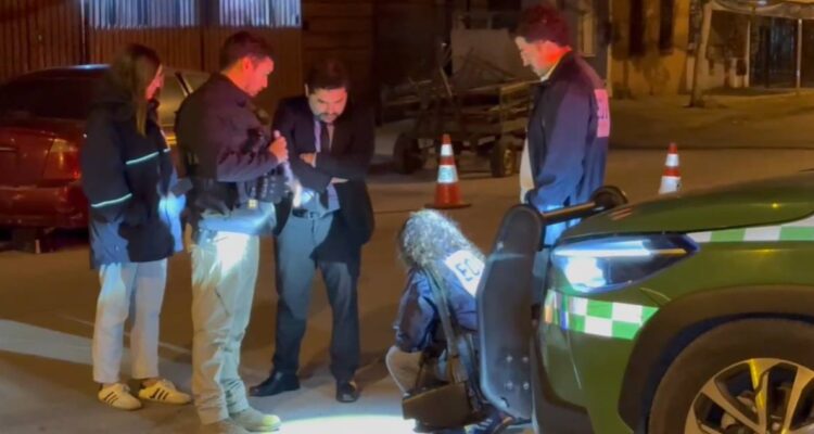 Adolescente baleado en Lo Espejo: desconocido lo fue a buscar y le disparó en la casa de sus abuelos