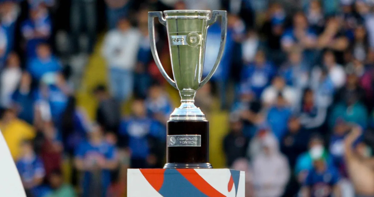 ANFP se olvida del paro del Sifup y libera calendarización del Campeonato Nacional Itaú 2025.