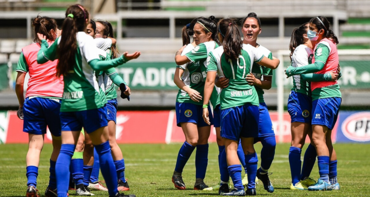 Anjuff denunció pretemporada sin contratos de Audax Italiano a su equipo femenino