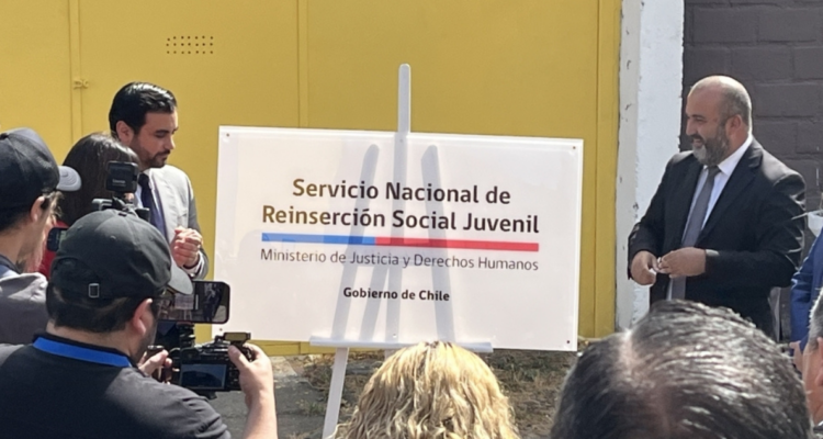 Coronel: lanzan nuevo Servicio de Reinserción Social Juvenil que reemplazará al Sename